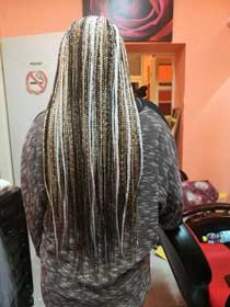 Destiny Afro Center - Rastzöpfe - Dreadlocks - Cornrows - Haarverlängerung - Frisur